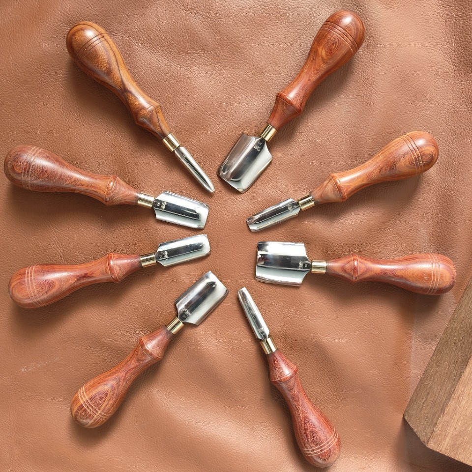 Outils de travail du cuir fait - Leatherwork Hand Press avis et prix