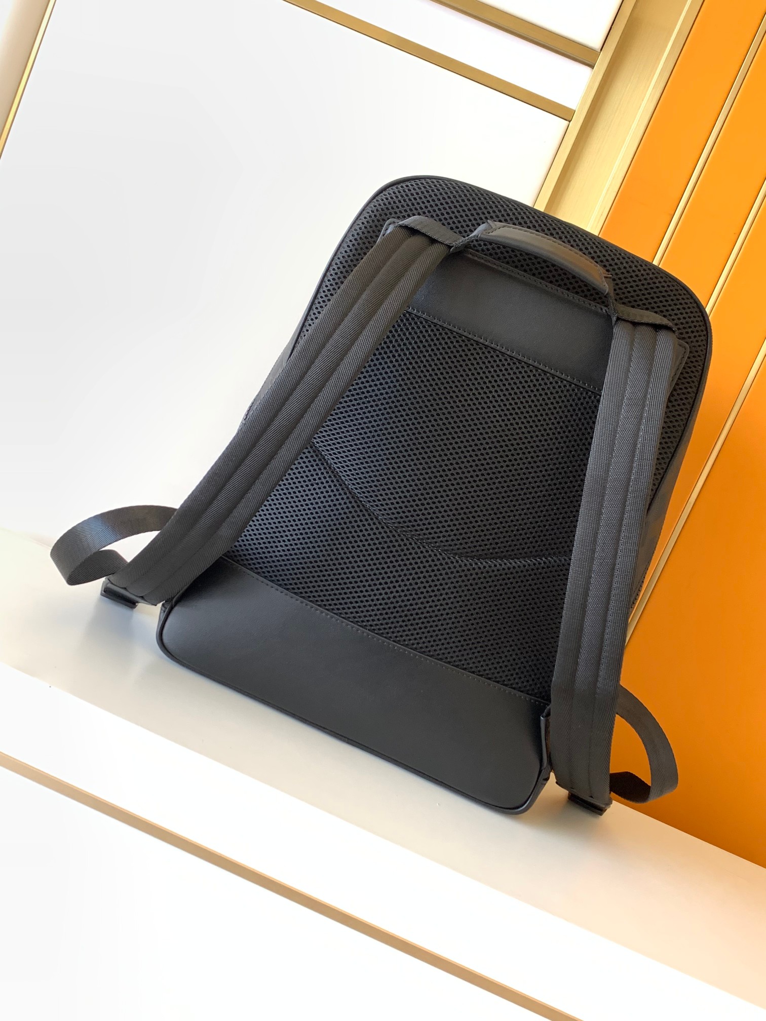 Sac à dos minimaliste noir gau - Leather Work Rucksack Mens avis et prix